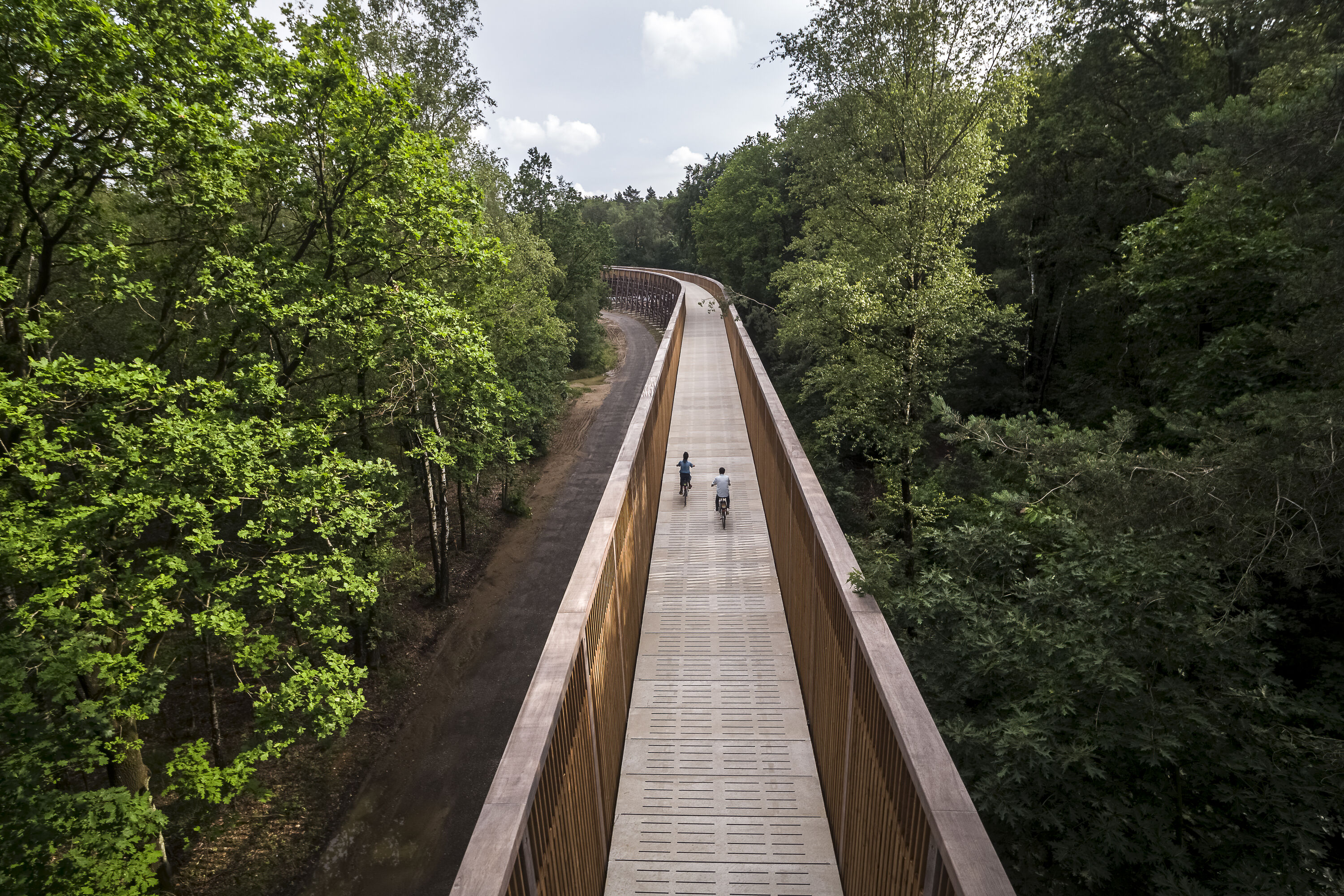 Cycling route along 3 unique cycling experiences in Limburg